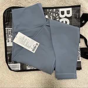 Wunder Under HR Full On Luxtreme 28" in Chambray